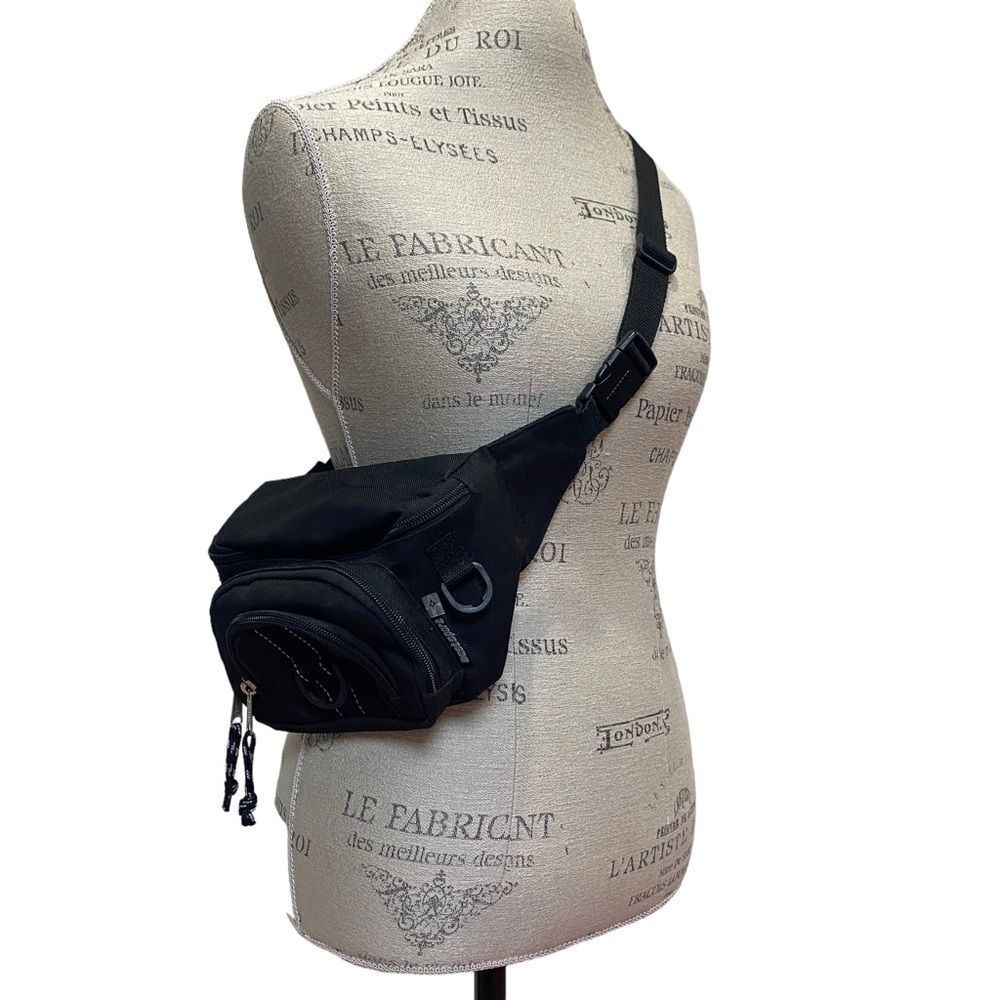 Vintage EastSport Multi Compartment Fanny Pack Bum Bag Crossbody Black